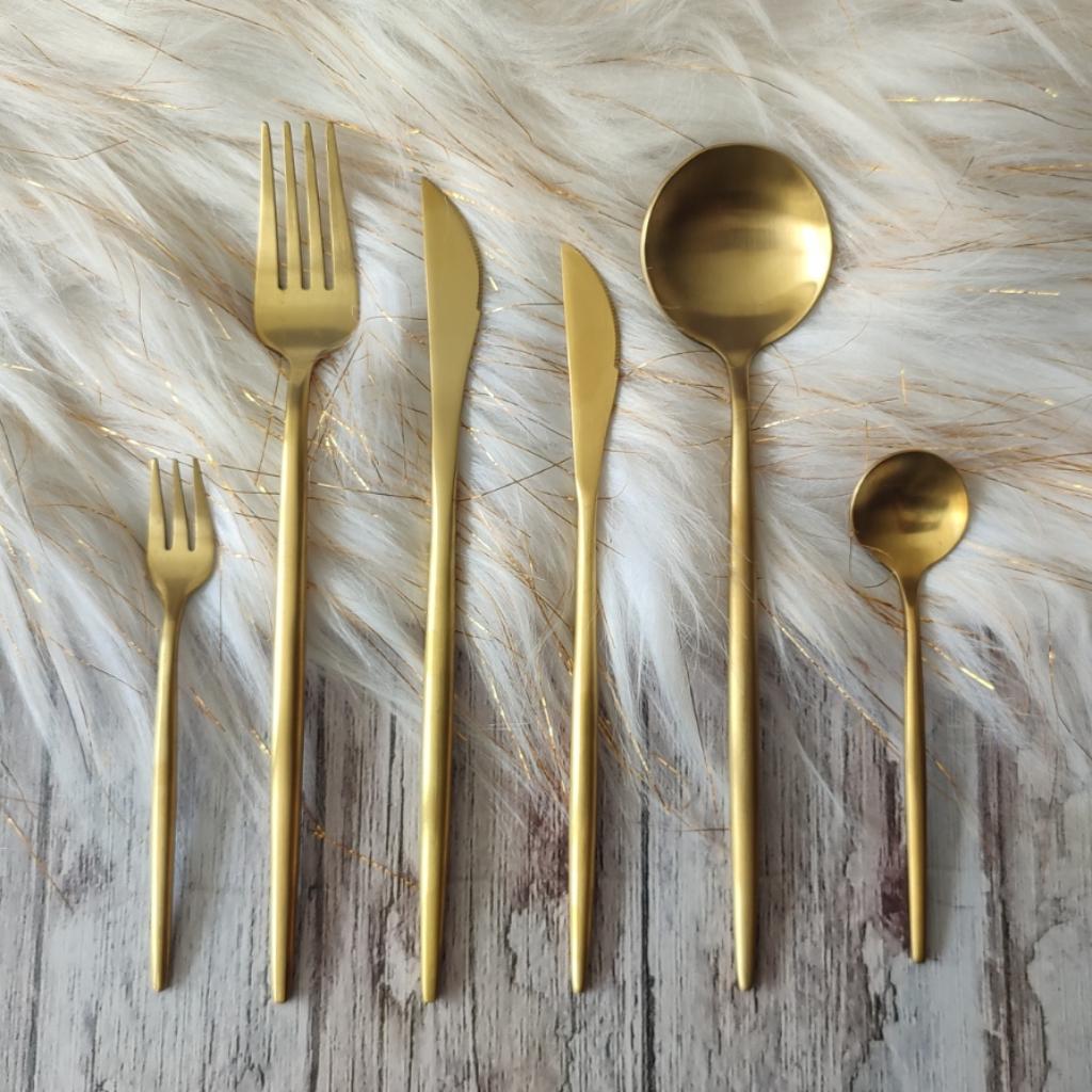 SET X 6 CUBIERTOS DORADOS LETTI