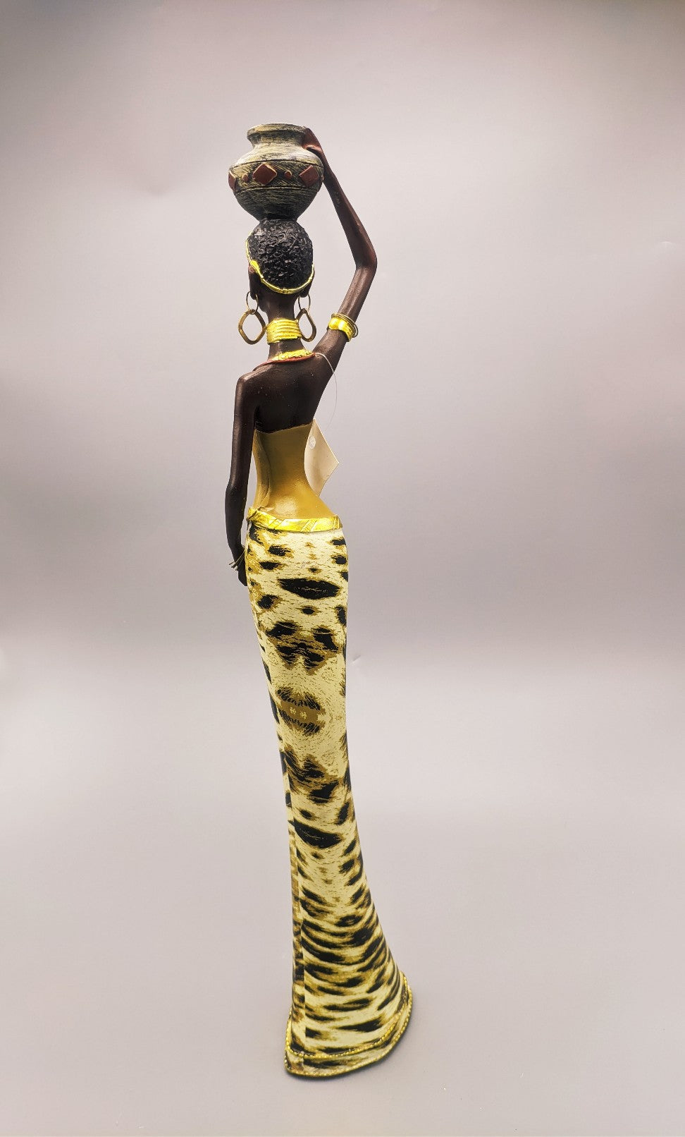 FIGURA MUJER ABORIGEN ANIMAL PRINT