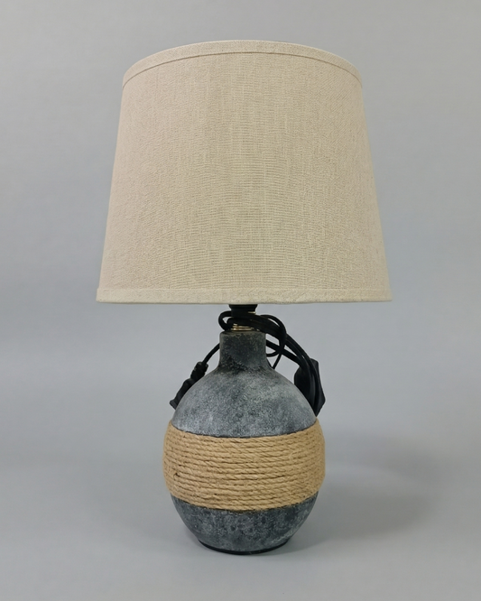 LÁMPARA DE MESA RÚSTICA